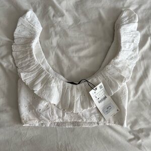 BNWT ZARA White Ruffled Eyelet Crop Top